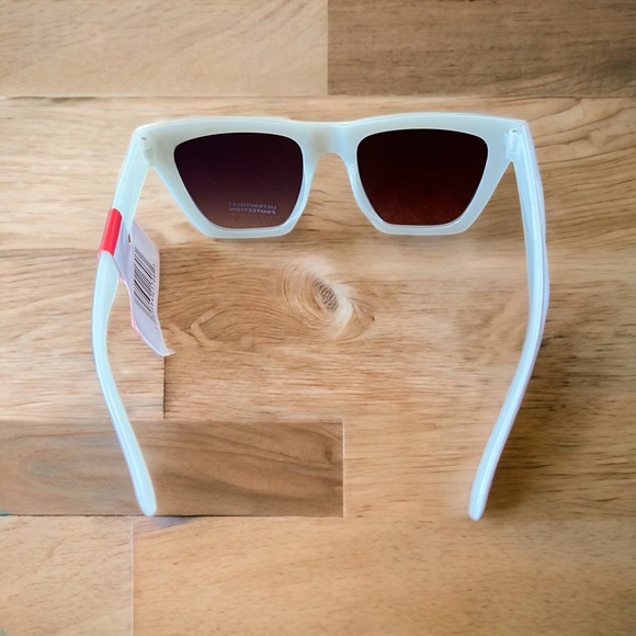 Rare ALBINO Sunglasses - Picture 2 of 3